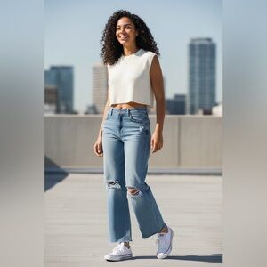 Hudson Noa Cropped High Rise Distressed Jeans Size 32